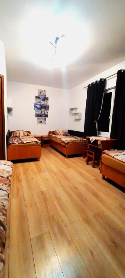 Osrodek Wczasowo-Kolonijny Bazylak Rewal Exterior foto